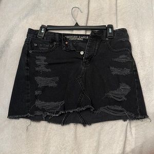 American eagle black skirt